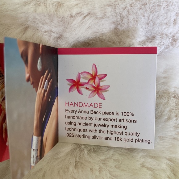 Anna Beck Reversible Silver Gold Heart Pendant on Silver Chain Necklace New - Picture 5 of 14